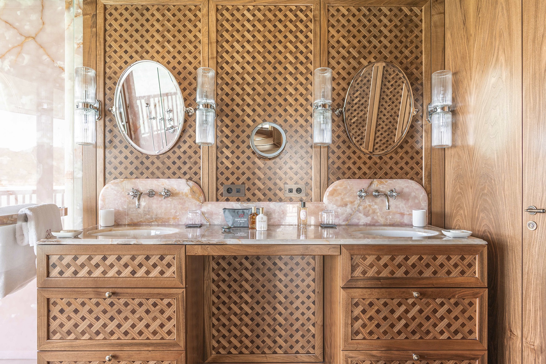 Eden Rock_S1_Suite Pippa_AgencementPaulChamps Eden Rock Suite Pippa Agencement Paul Champs